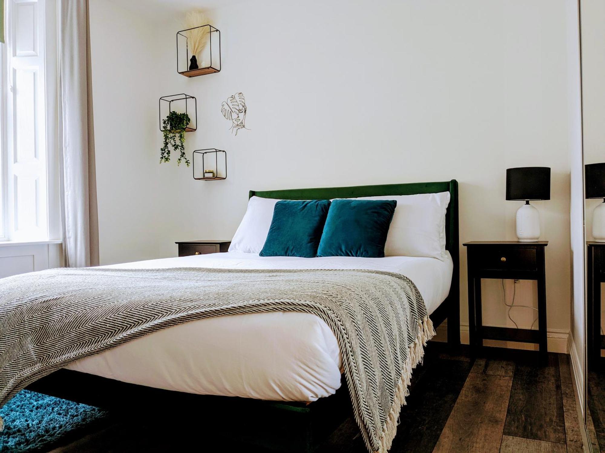 Sterling Stylish 2 Bedroom Central Modern Apartment Darlington  Extérieur photo