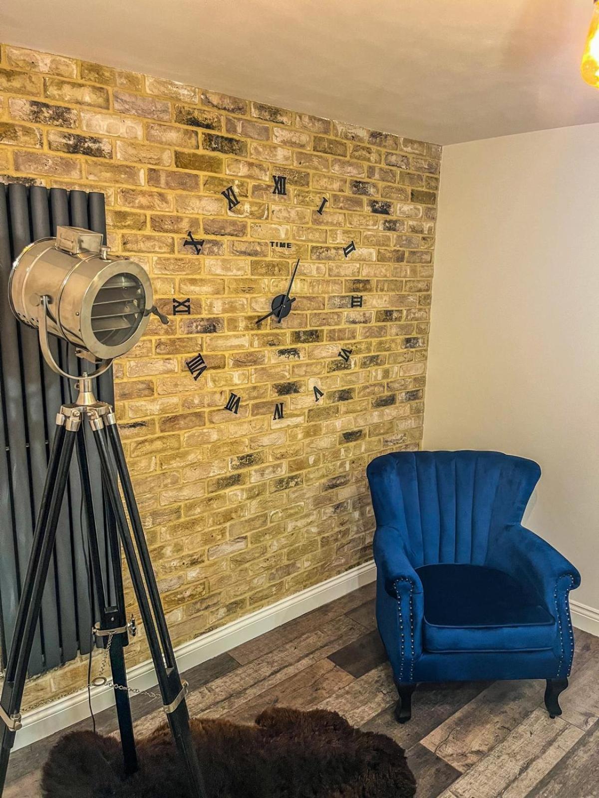 Sterling Stylish 2 Bedroom Central Modern Apartment Darlington  Extérieur photo